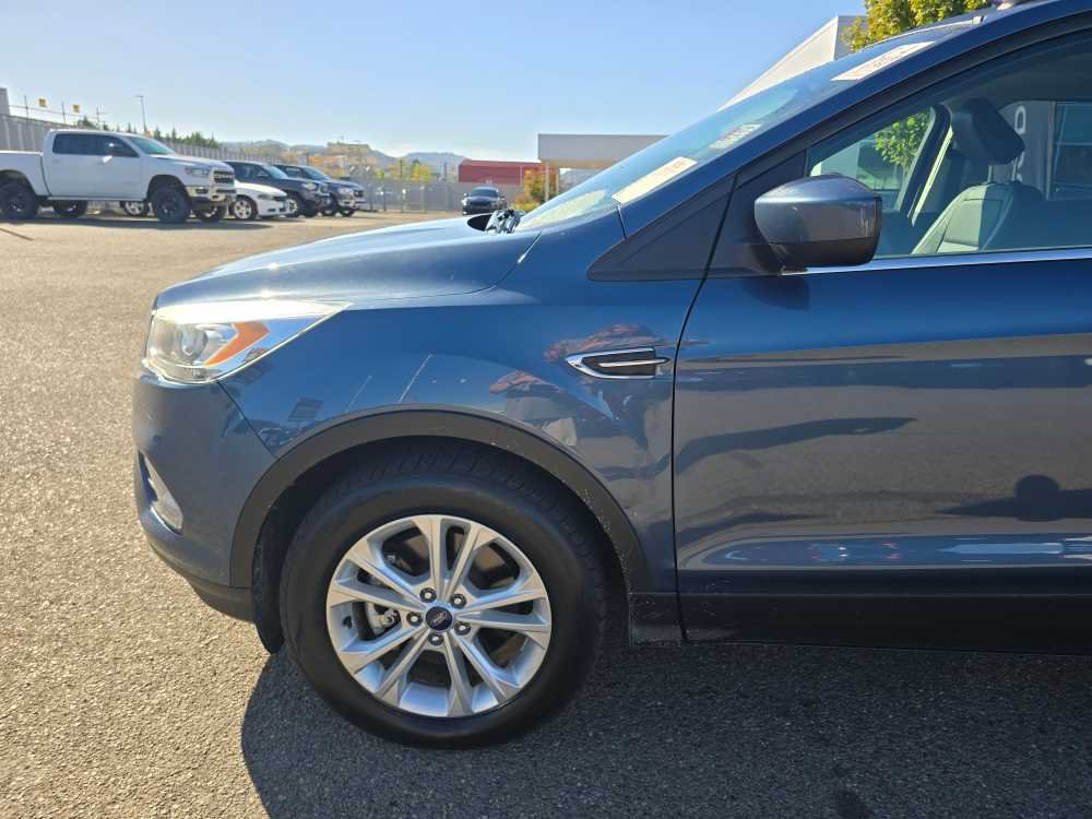 Used 2018 Ford Escape SEL AWD/4WD image 21