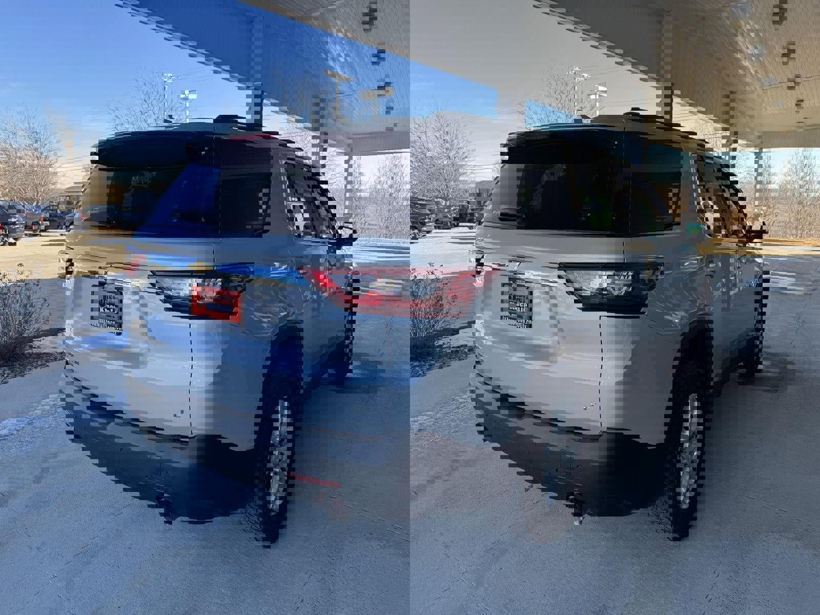 Used 2020 Chevrolet Traverse LT w/ LPO, Cargo Package image 3