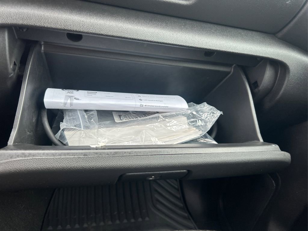 Used 2020 Chevrolet Silverado 1500 LT w/ All-Star Edition image 32