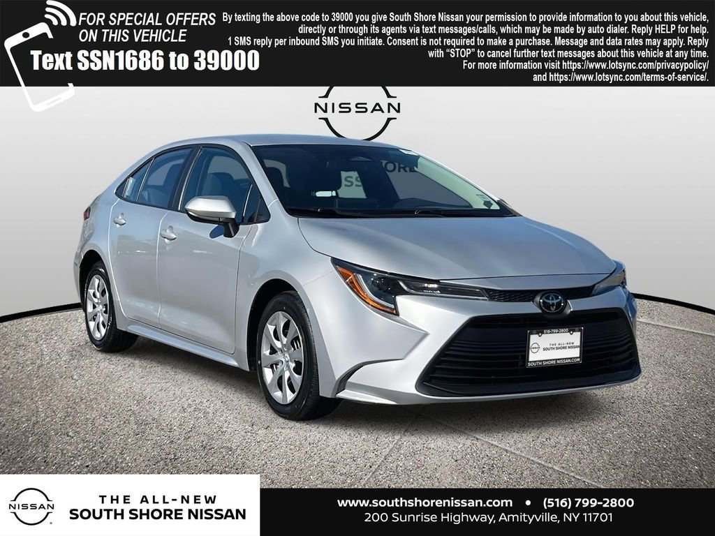Used 2024 Toyota Corolla LE image 1