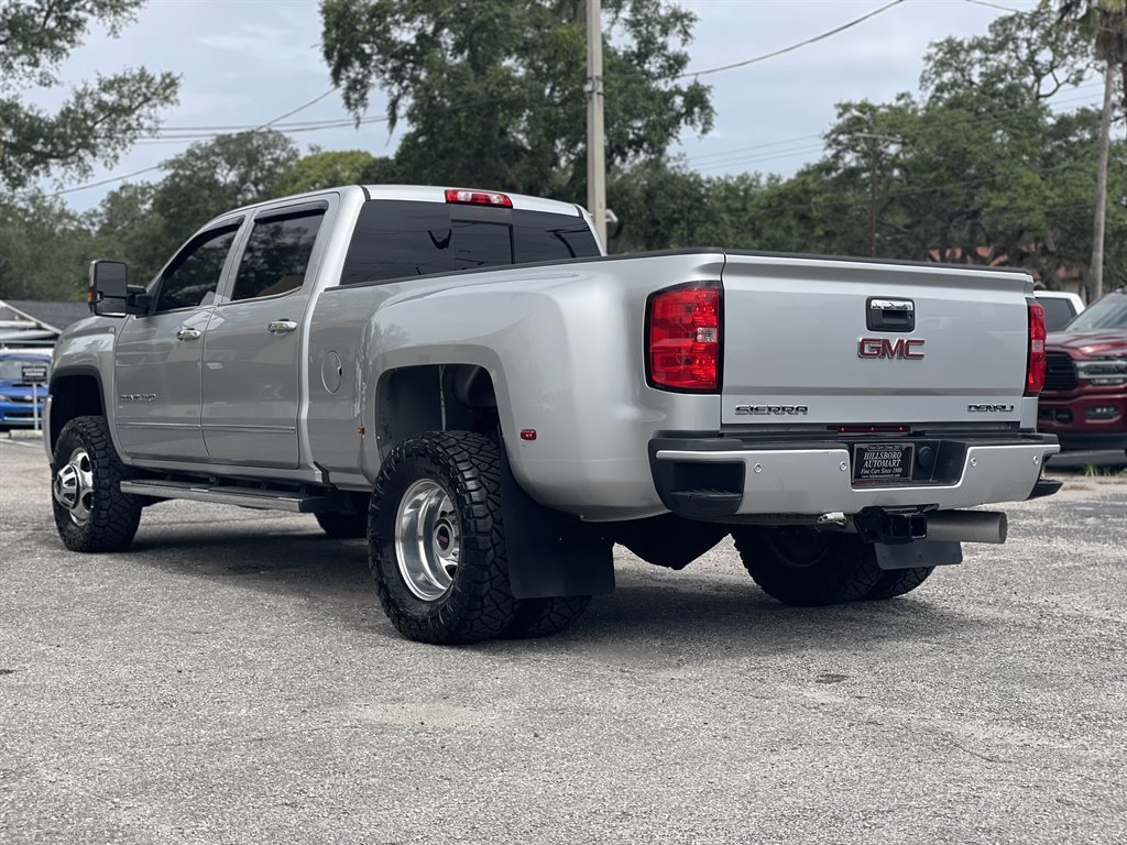 Used 2018 GMC Sierra 3500 Denali w/ Duramax Plus Package AWD/4WD image 14