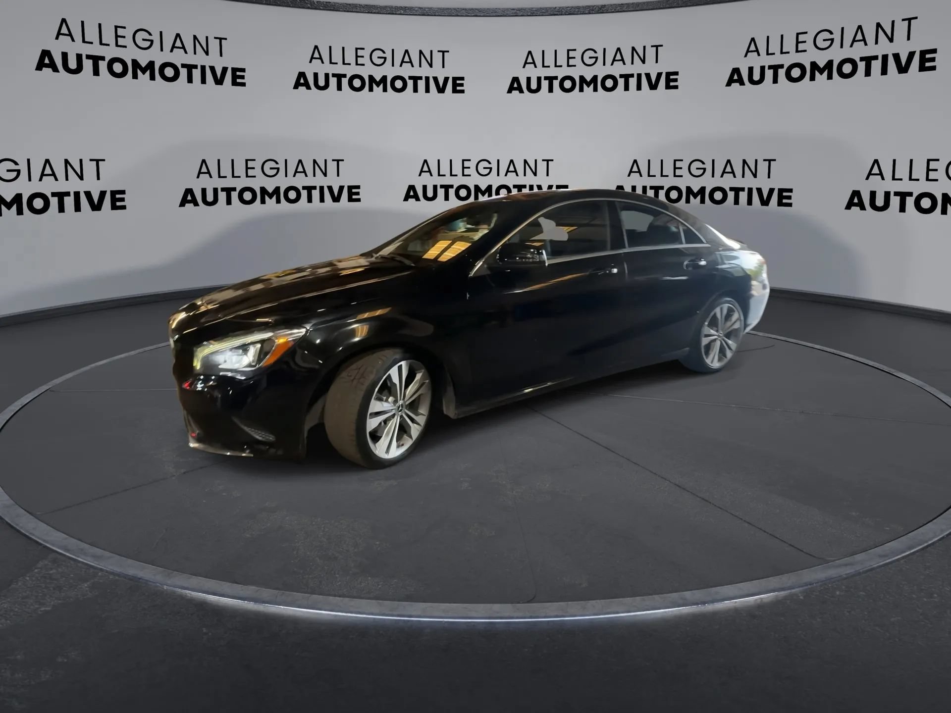 Used 2019 Mercedes-Benz CLA 250 4MATIC image 6