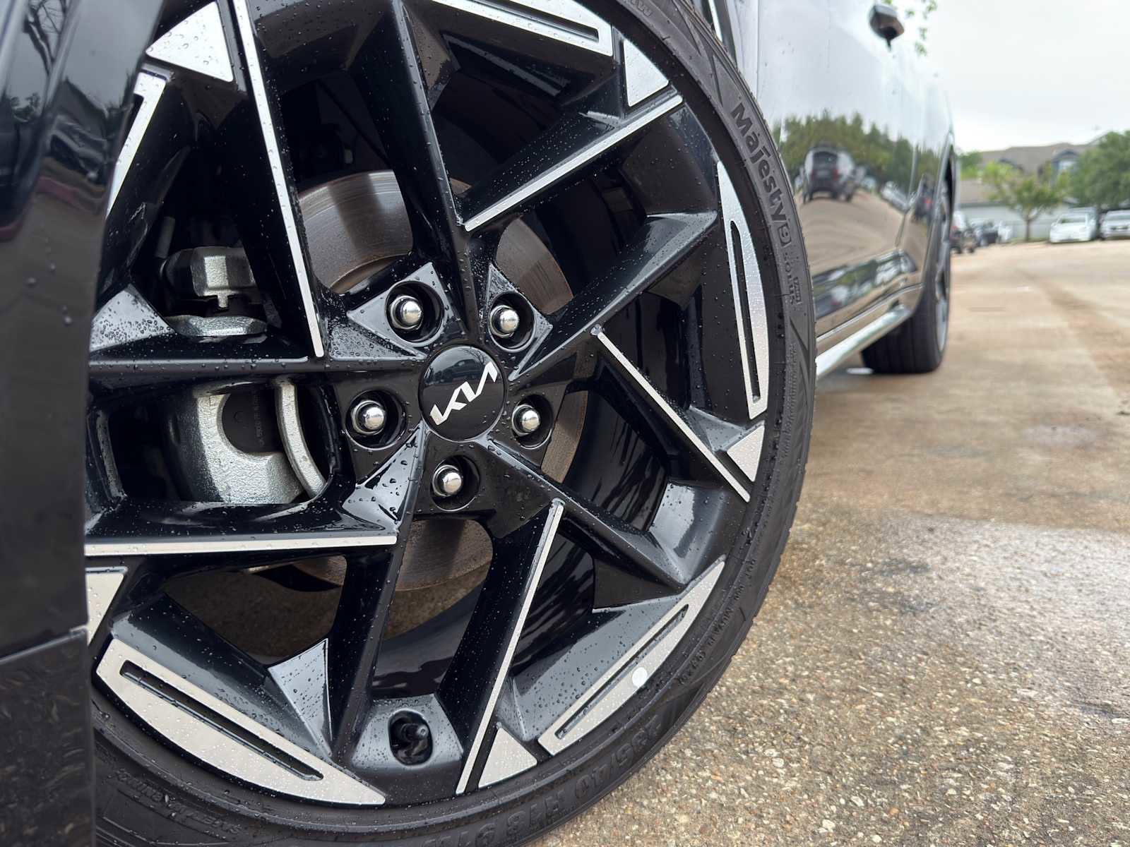 Certified 2025 Kia K4 GT-Line FWD image 2