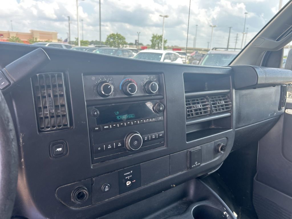 Used 2016 Chevrolet Express 2500 LS image 16