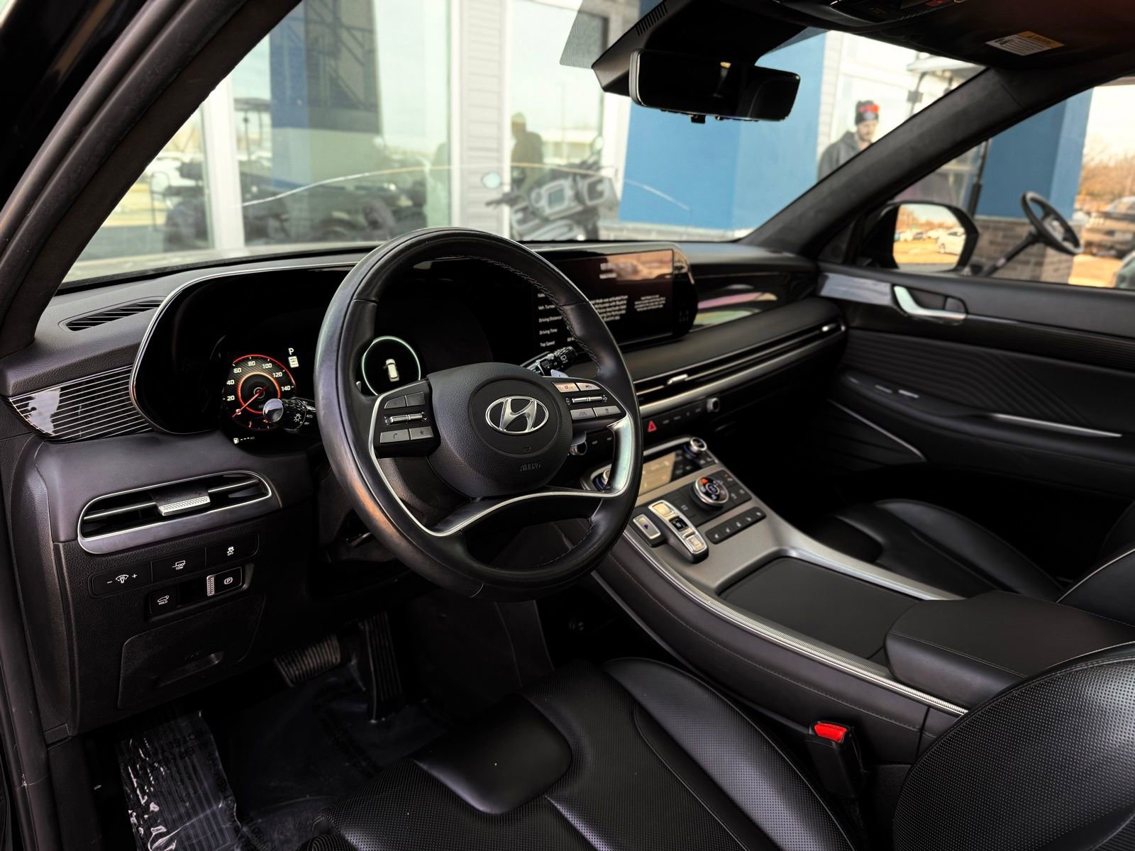 Used 2024 Hyundai Palisade Calligraphy image 15
