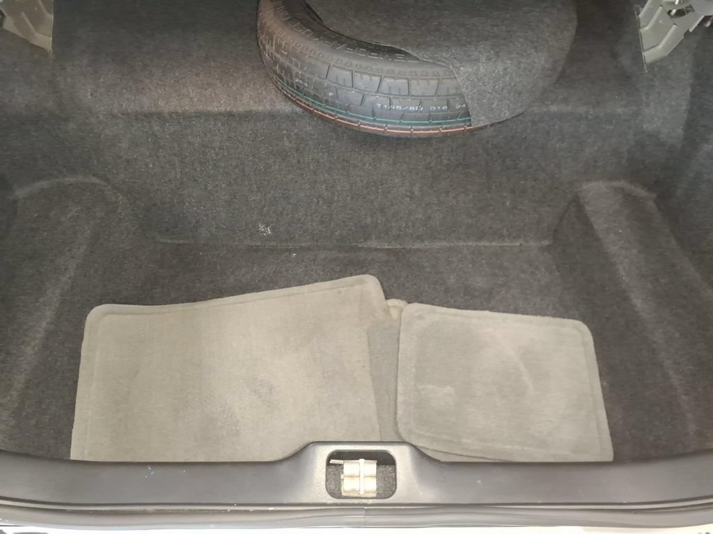 Used 2005 Mercury Grand Marquis GS RWD image 20