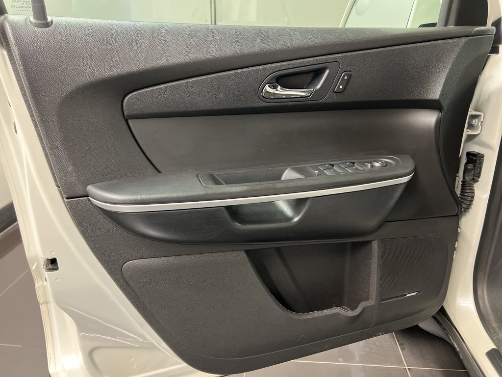 Used 2012 GMC Acadia SLT image 24