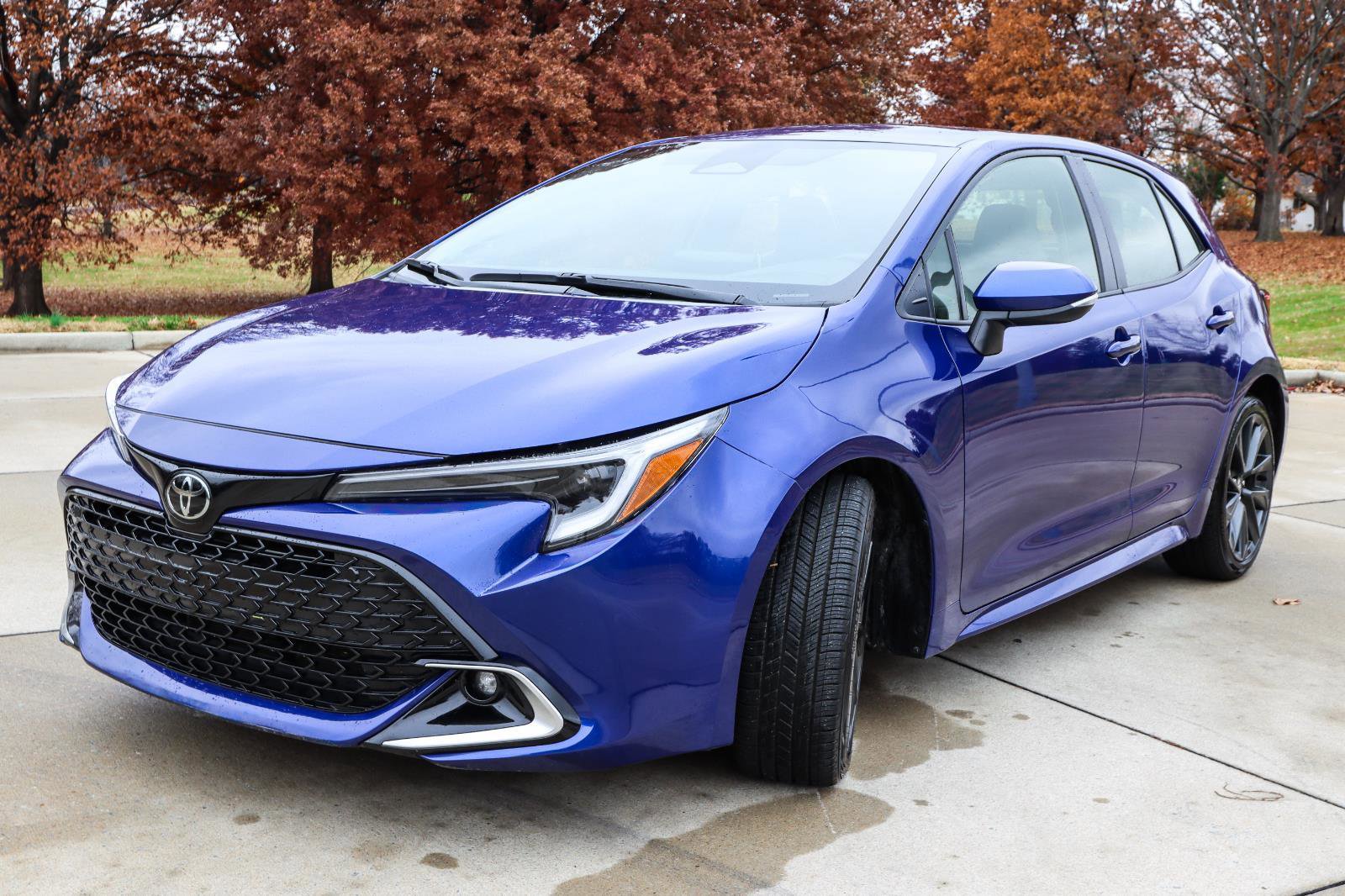 Used 2024 Toyota Corolla XSE image 3