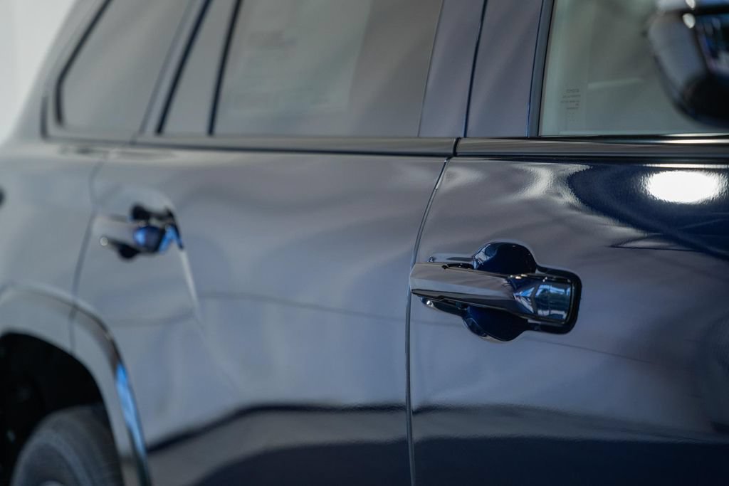 New 2026 Toyota Sequoia Platinum AWD/4WD image 17