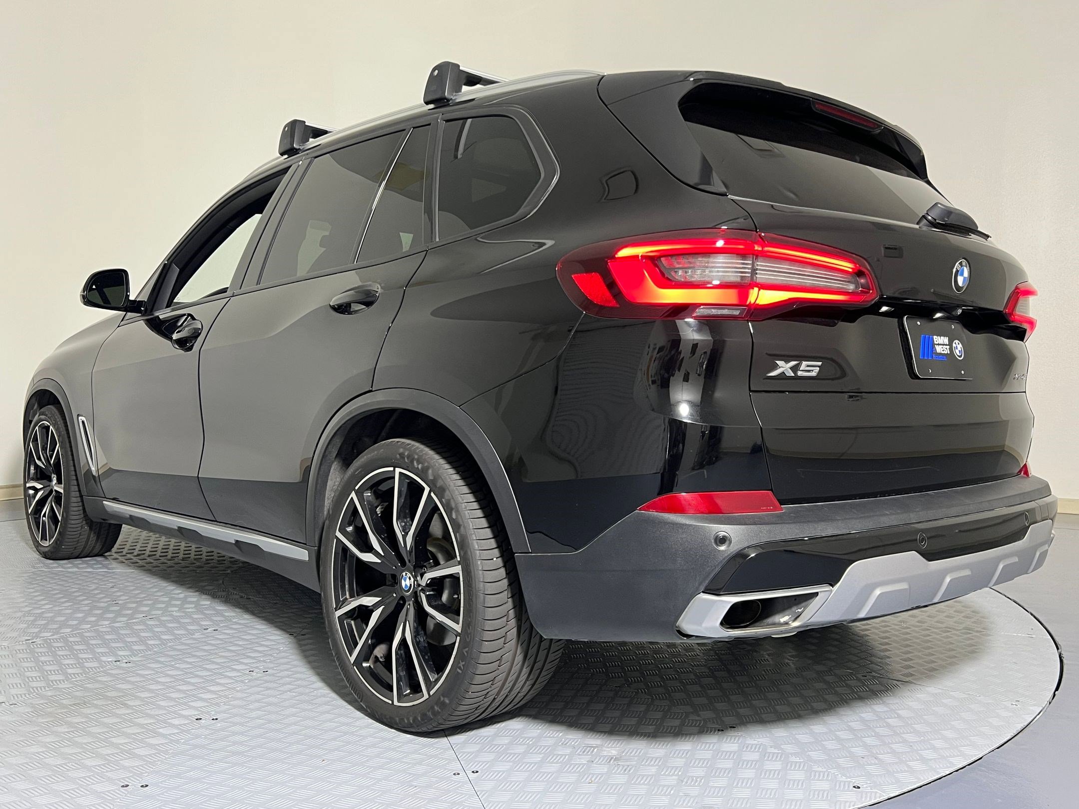Used 2019 BMW X5 xDrive40i image 3