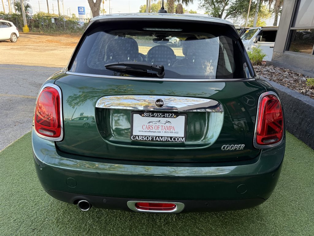 Used 2019 MINI Cooper 4-Door Hardtop FWD image 5