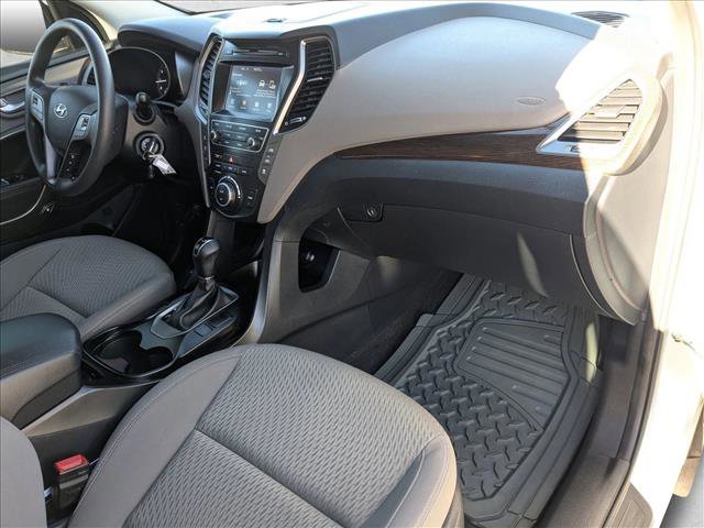 Used 2018 Hyundai Santa Fe SE w/ Cargo Package image 22