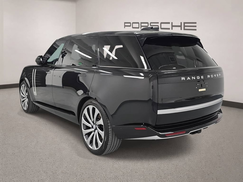 Used 2024 Land Rover Range Rover Long Wheelbase Autobiography AWD/4WD image 3