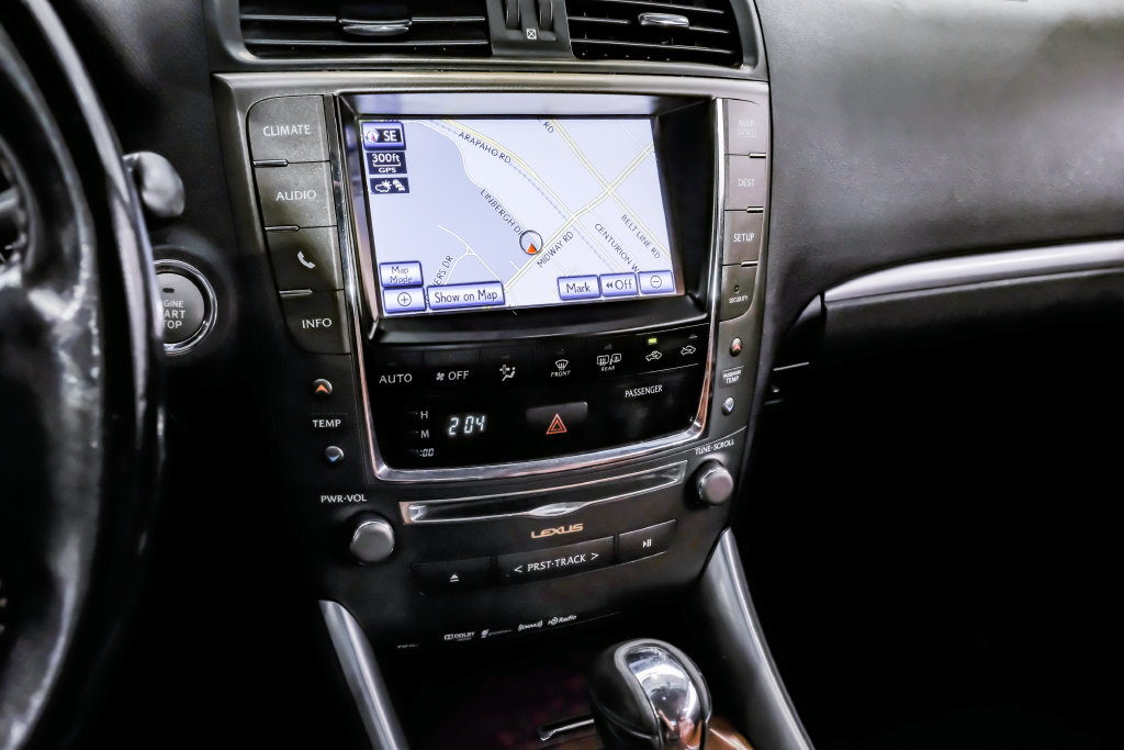 Used 2013 Lexus IS 250C w/ Luxury Pkg RWD image 37
