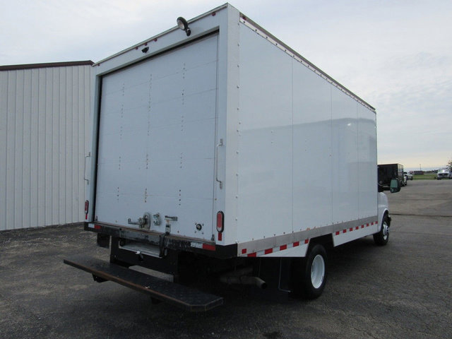 Used 2024 Chevrolet Express 3500 w/ Power Convenience Package RWD image 3