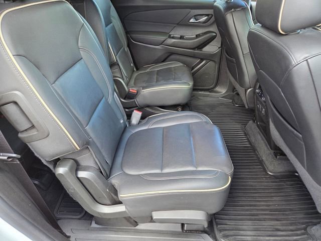 Used 2023 Chevrolet Traverse Premier w/ Redline Edition image 14