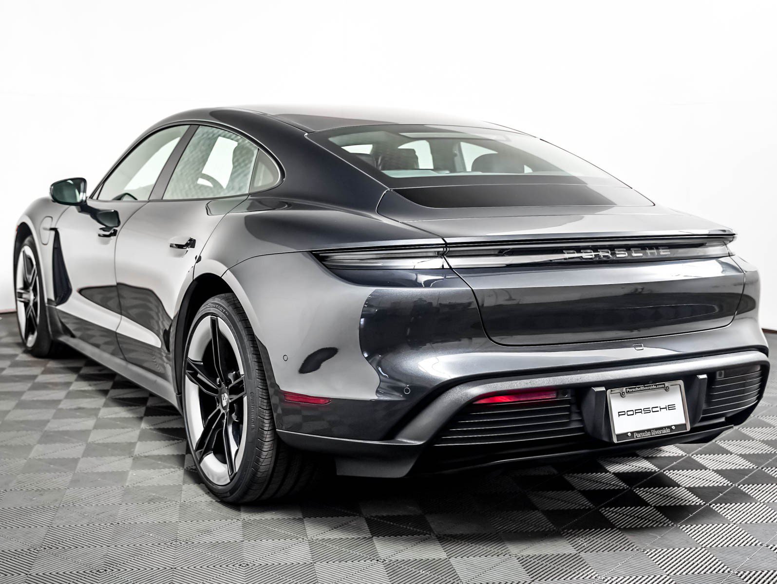 Certified 2025 Porsche Taycan RWD image 3
