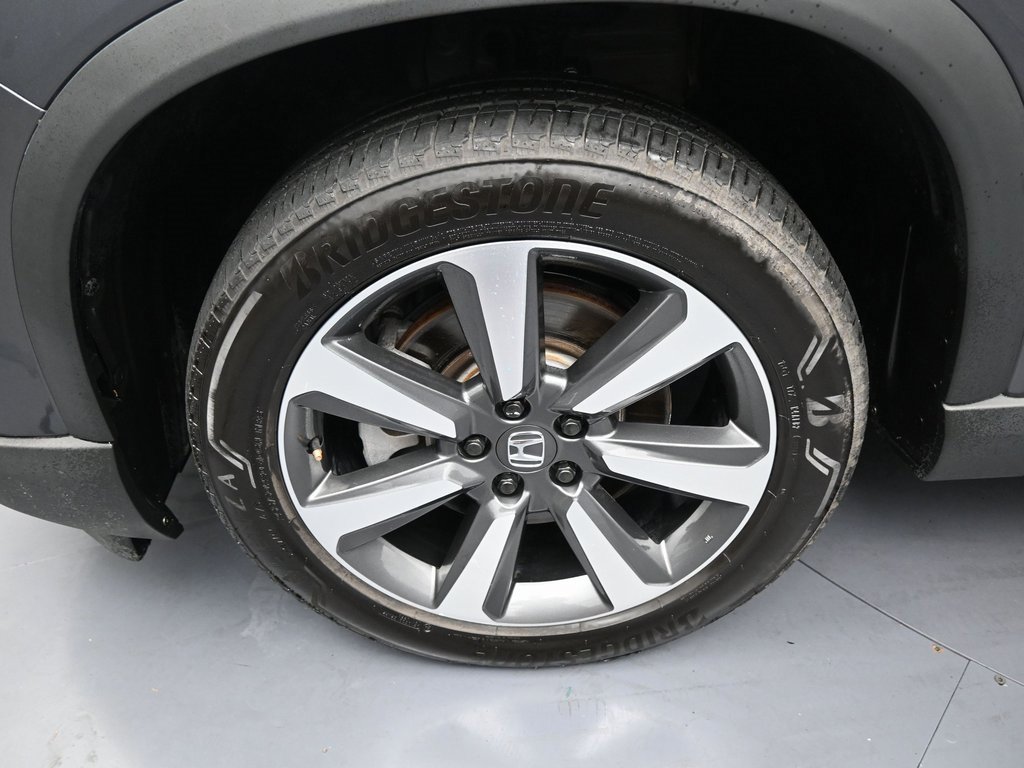 Used 2024 Honda Pilot Elite image 48