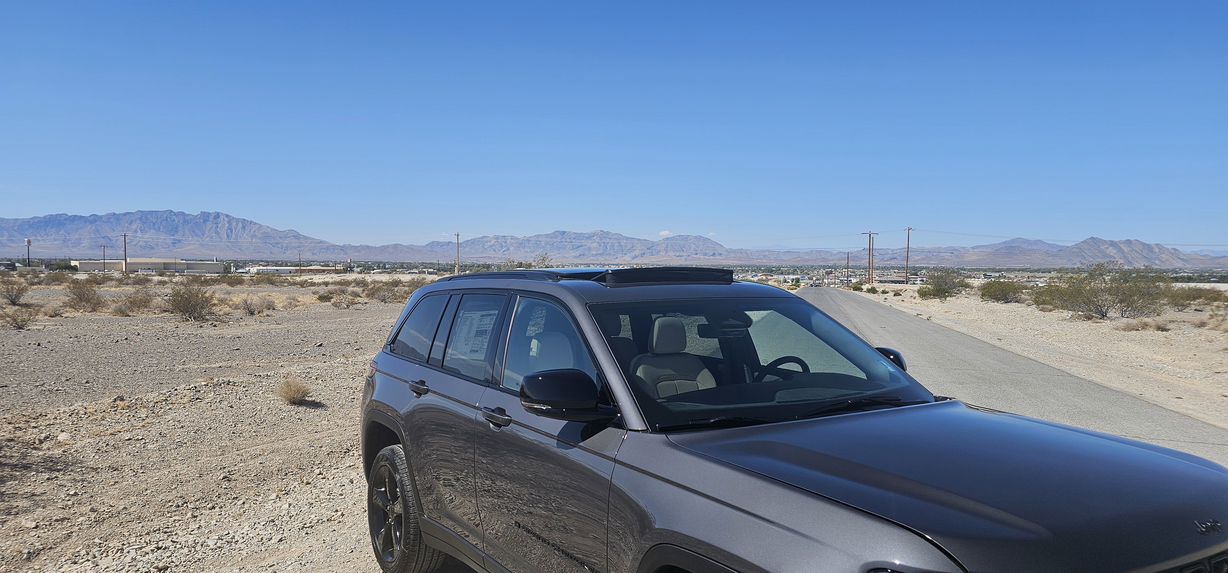 New 2025 Jeep Grand Cherokee Limited image 9