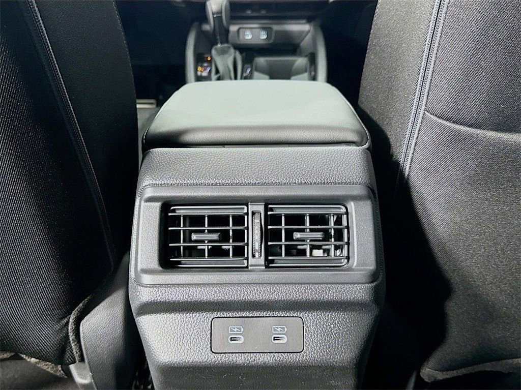 Used 2025 Honda Accord Sport image 38