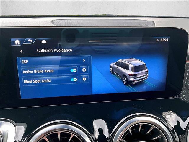 Used 2025 Mercedes-Benz GLB 250 image 24