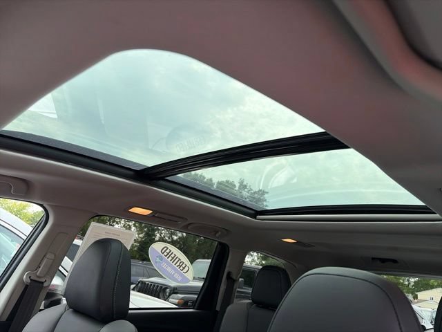 Used 2023 Subaru Ascent Onyx Edition AWD/4WD image 19