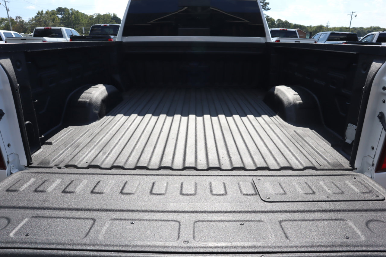 Used 2021 Chevrolet Silverado 2500 LTZ image 9
