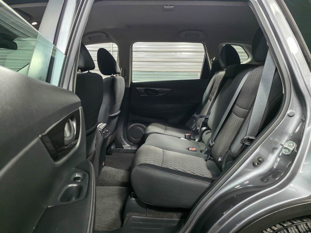 Used 2020 Nissan Rogue S image 15