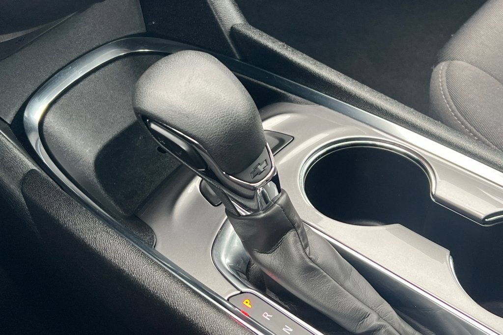 Used 2024 Chevrolet Malibu LT FWD image 17