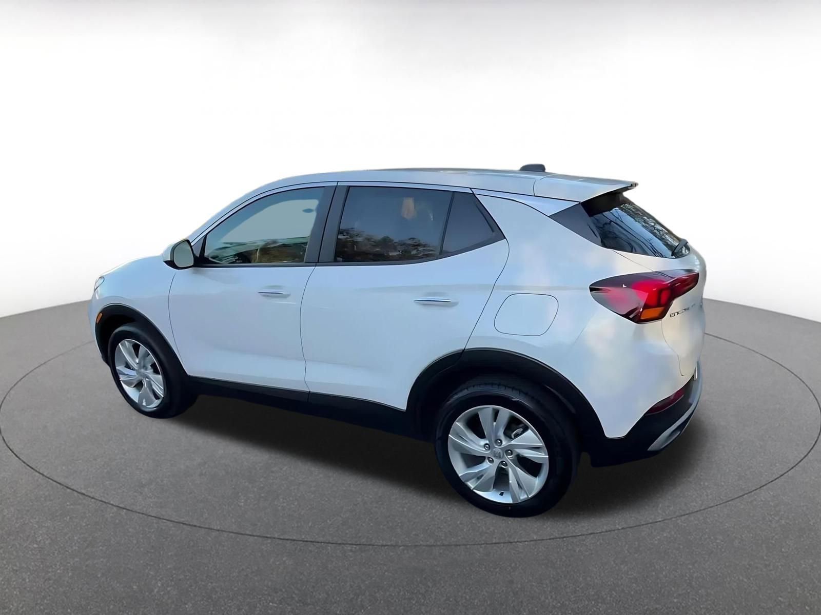 Used 2025 Buick Encore GX Preferred image 10