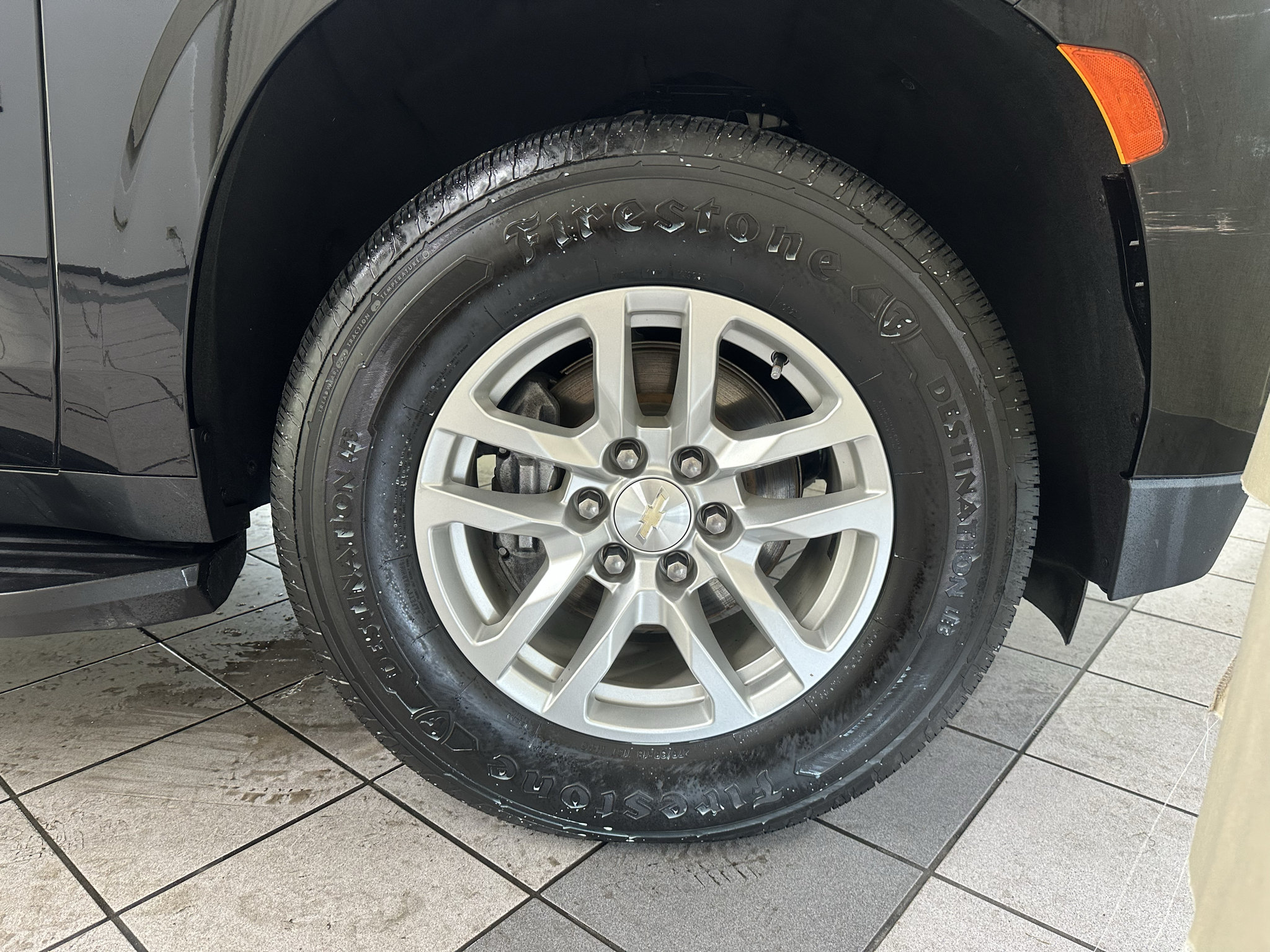 Used 2023 Chevrolet Tahoe LS AWD/4WD image 13