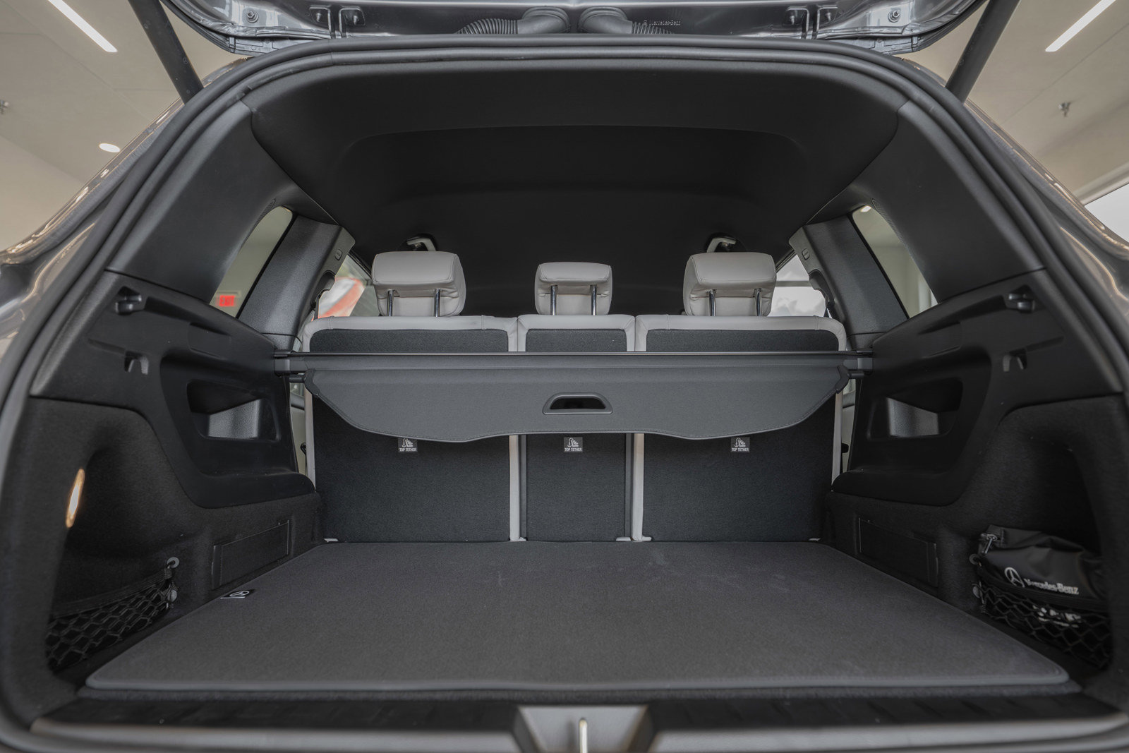 Used 2025 Mercedes-Benz GLB 250 4MATIC image 33