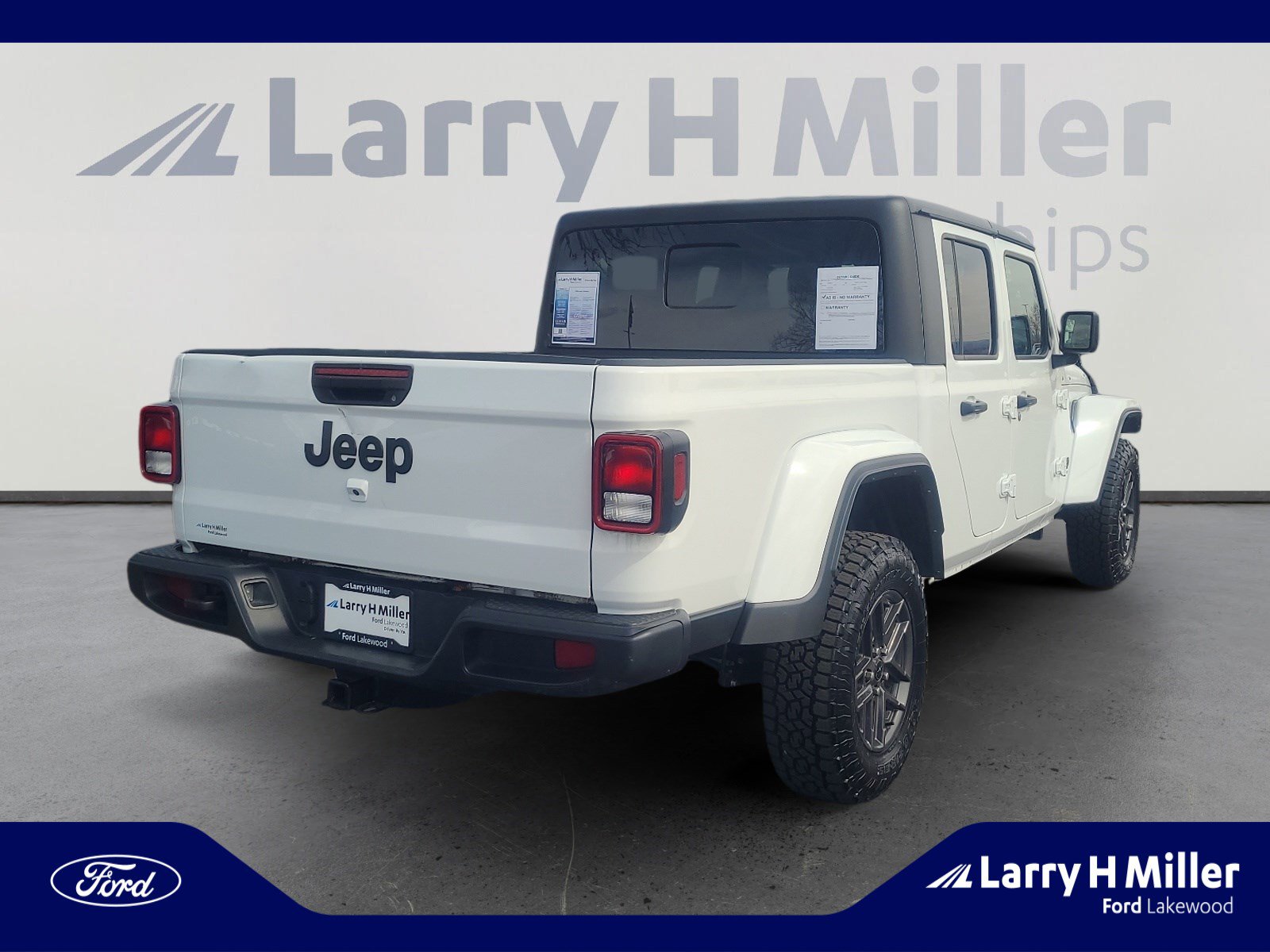 Used 2024 Jeep Gladiator Sport image 5
