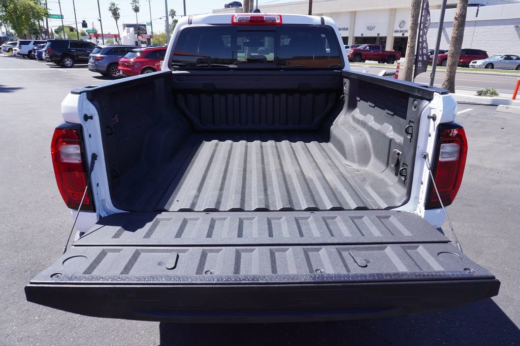 Certified 2024 GMC Canyon Elevation w/ Elevation Premium Package image 9