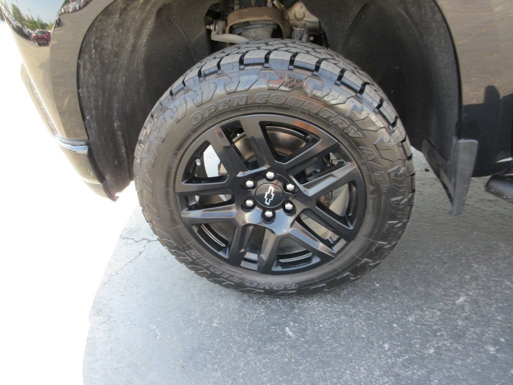 Certified 2021 Chevrolet Silverado 1500 LT Trail Boss w/ Convenience Package II AWD/4WD image 15