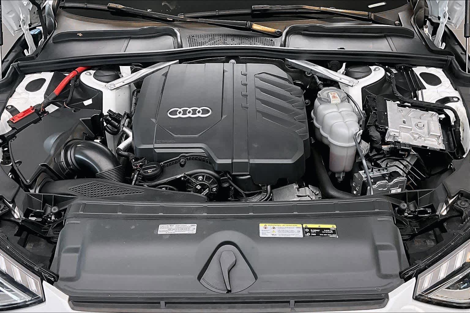 Used 2023 Audi A4 2.0T Premium w/ Convenience Package AWD/4WD image 30