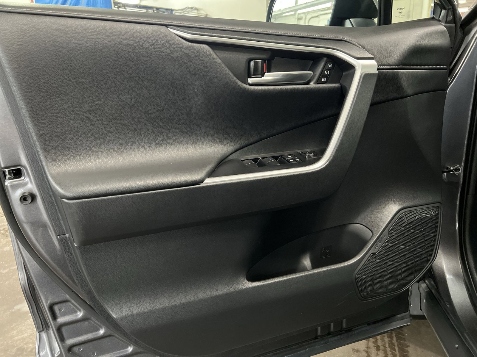 Used 2021 Toyota RAV4 Limited w/ Limited Grade Weather Package image 14