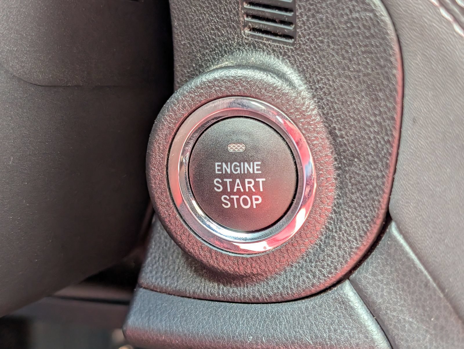 Used 2025 Subaru Outback Limited AWD/4WD image 27