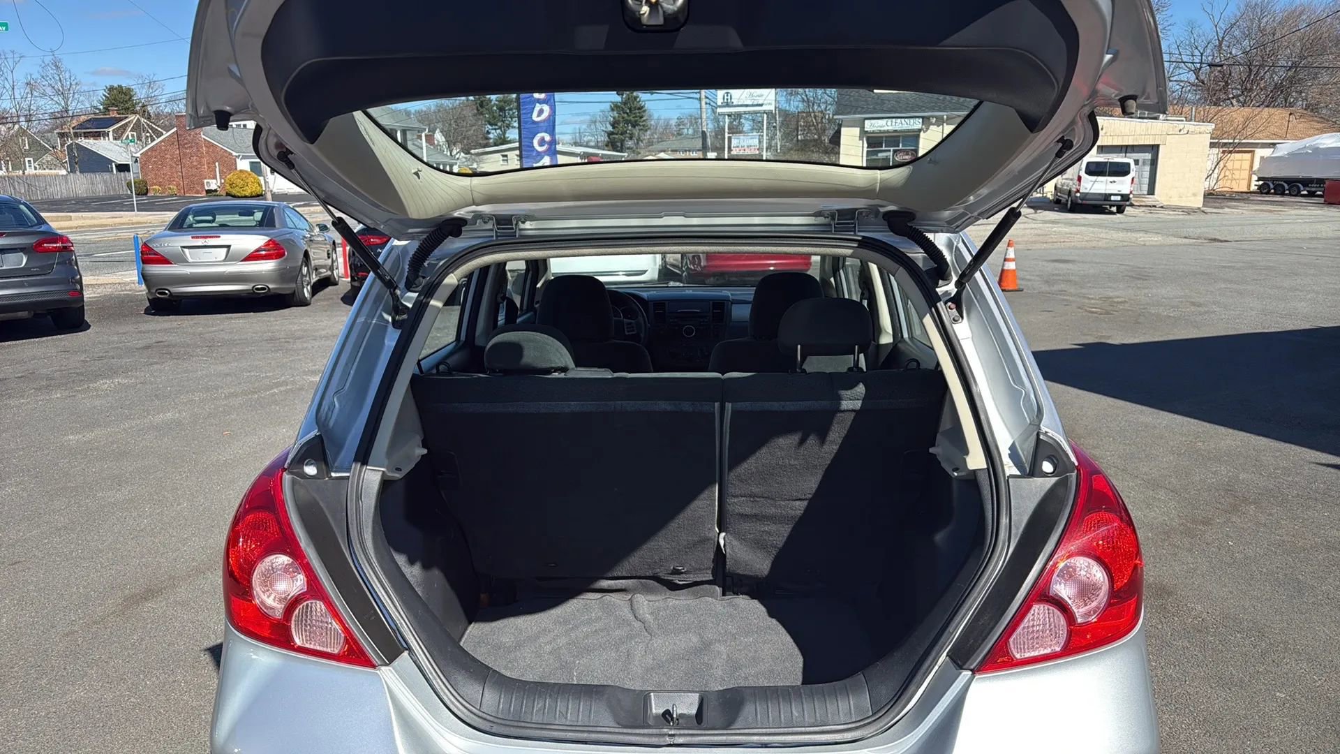 Used 2010 Nissan Versa 1.8 S w/ PWR Plus Pkg image 9