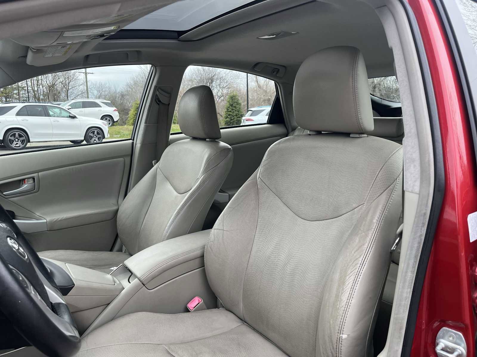 Used 2011 Toyota Prius Four w/ Solar Roof Pkg image 30