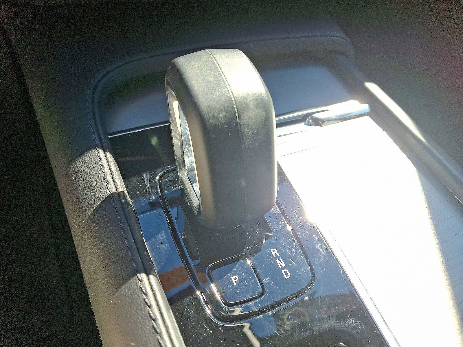 Certified 2024 Volvo XC90 B5 Core w/ Protection Package Premier image 15