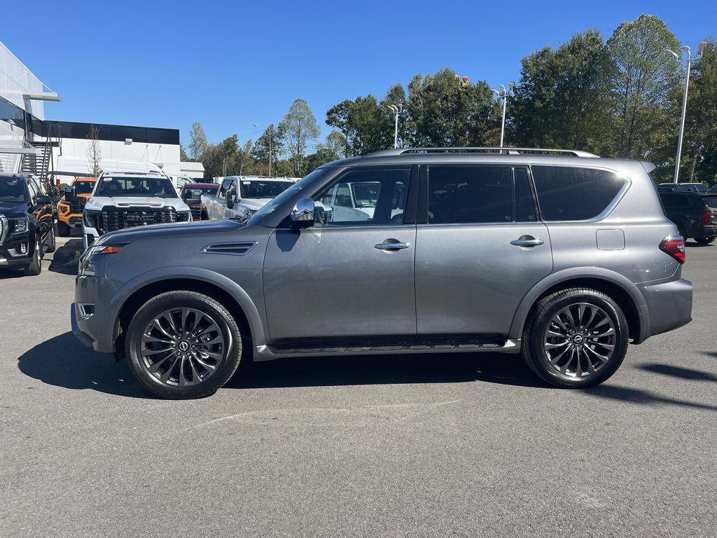 Used 2024 Nissan Armada Platinum image 2