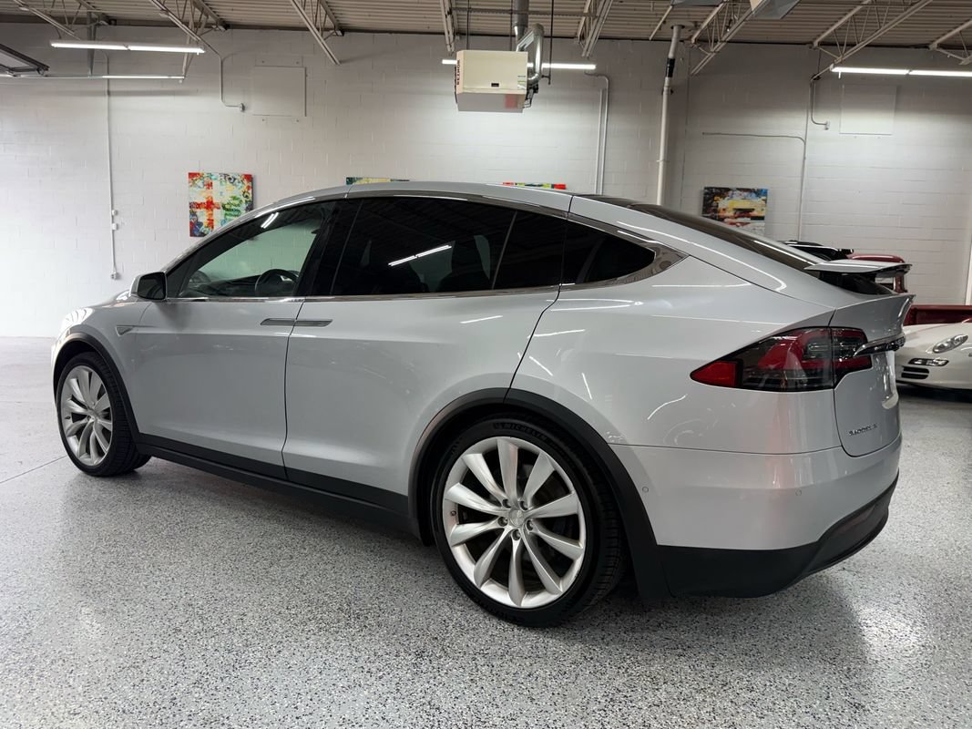 Used 2016 Tesla Model X 90D AWD/4WD image 3