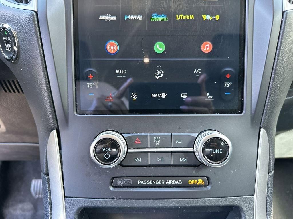 Used 2024 Ford Edge SEL AWD/4WD image 17