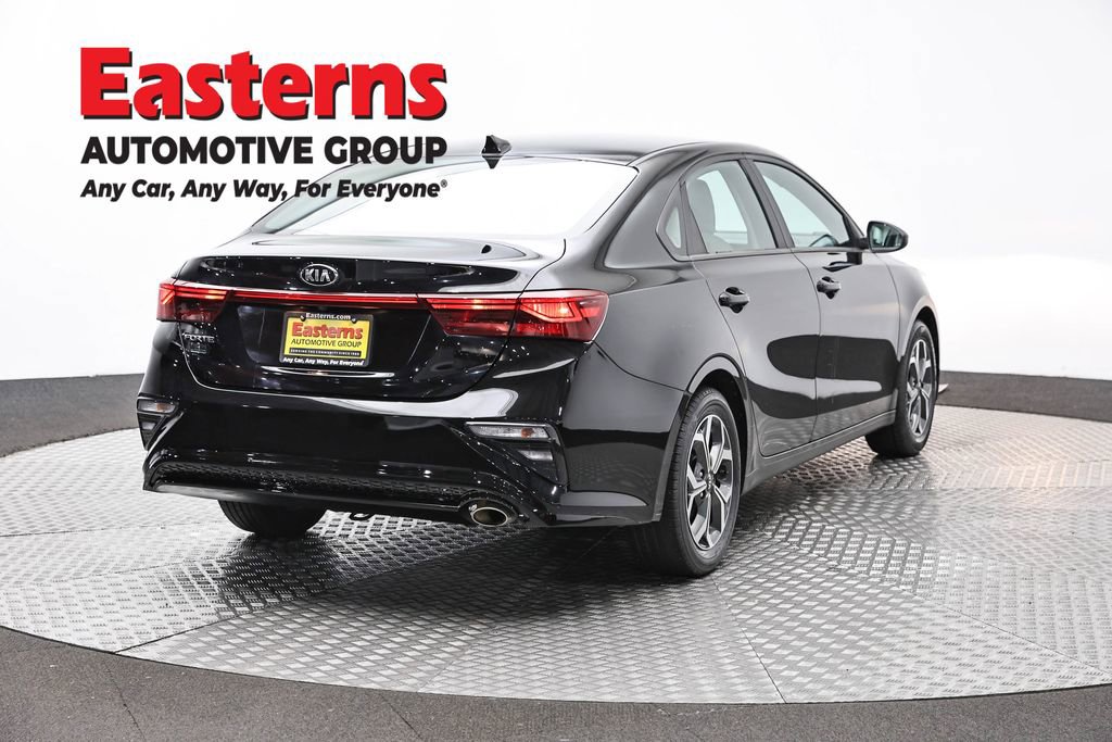 Used 2020 Kia Forte LXS FWD image 5