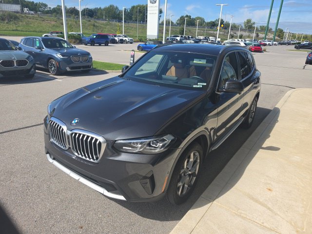 Certified 2024 BMW X3 xDrive30i w/ Premium Package AWD/4WD image 2