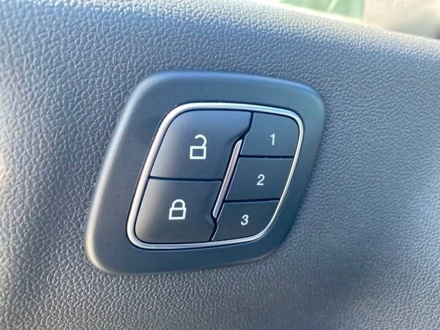 New 2024 Ford Escape Platinum w/ Premium Technology Package AWD/4WD image 31