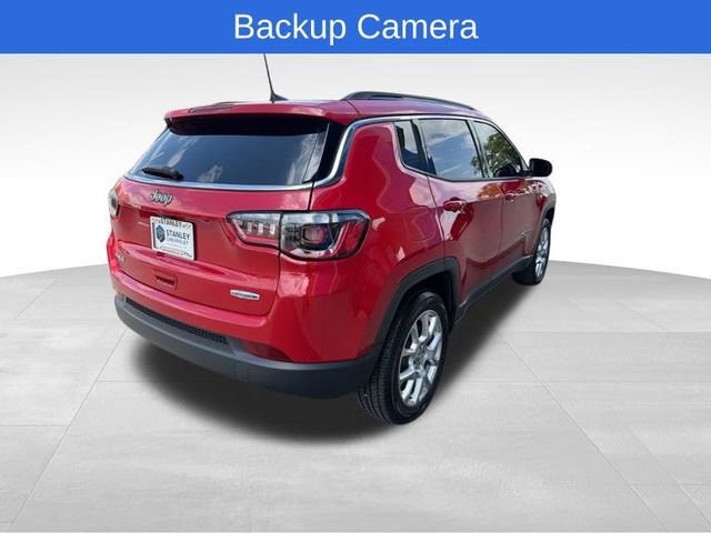 Used 2023 Jeep Compass Latitude AWD/4WD image 5