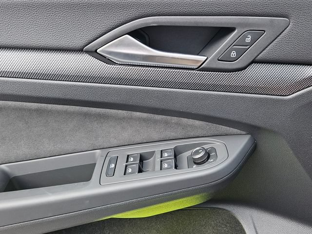 New 2026 Volkswagen GTI SE FWD image 29