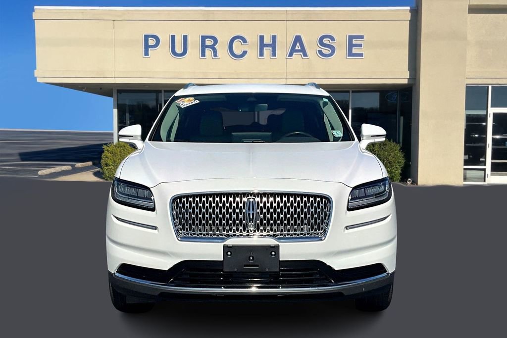 Used 2021 Lincoln Nautilus AWD w/ Equipment Group 101A image 2